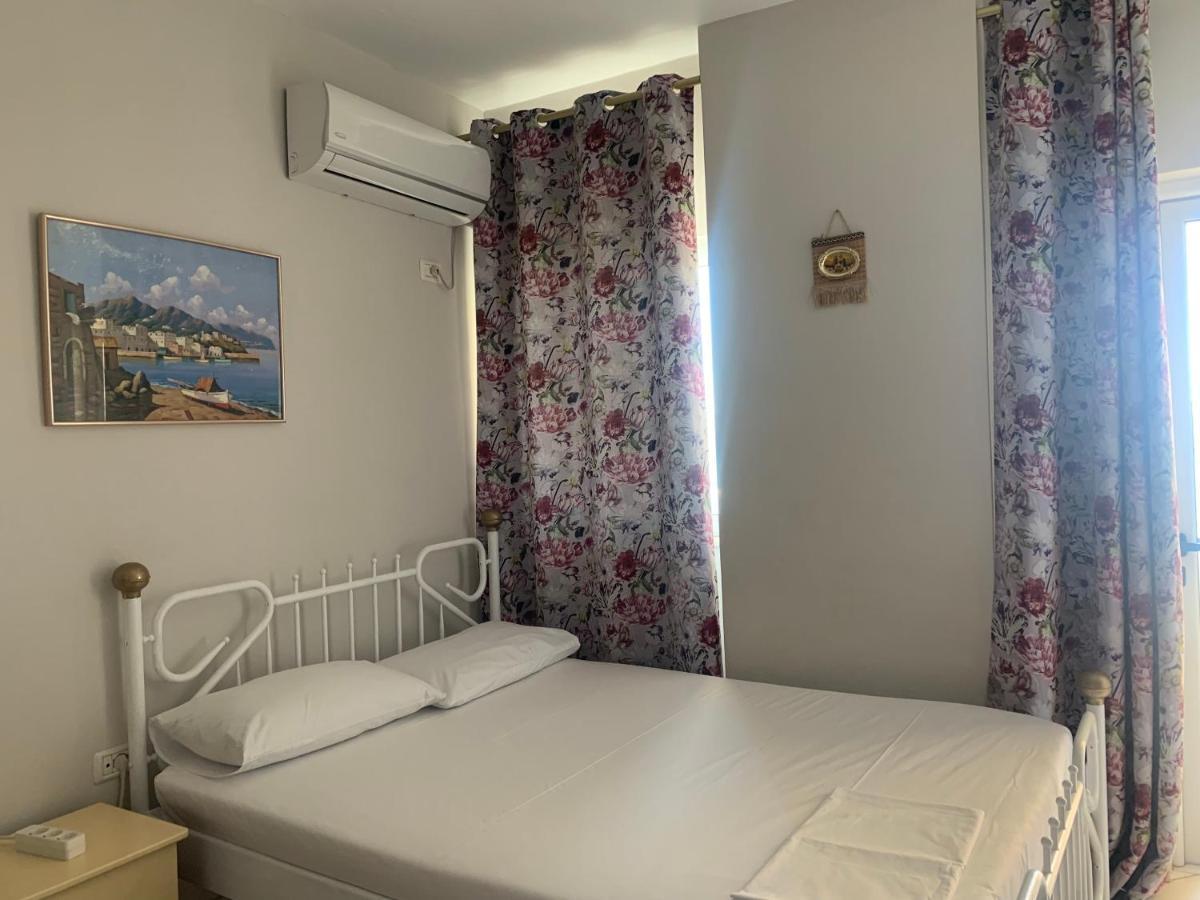 Caramel Sun Apartment Sarandë Exterior foto